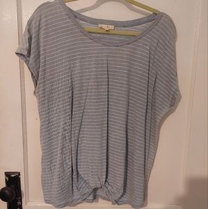 Jane and Delancey XL light blue shirt